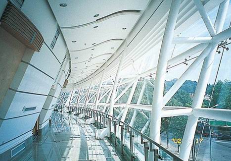 Point-supported Curtain Wall